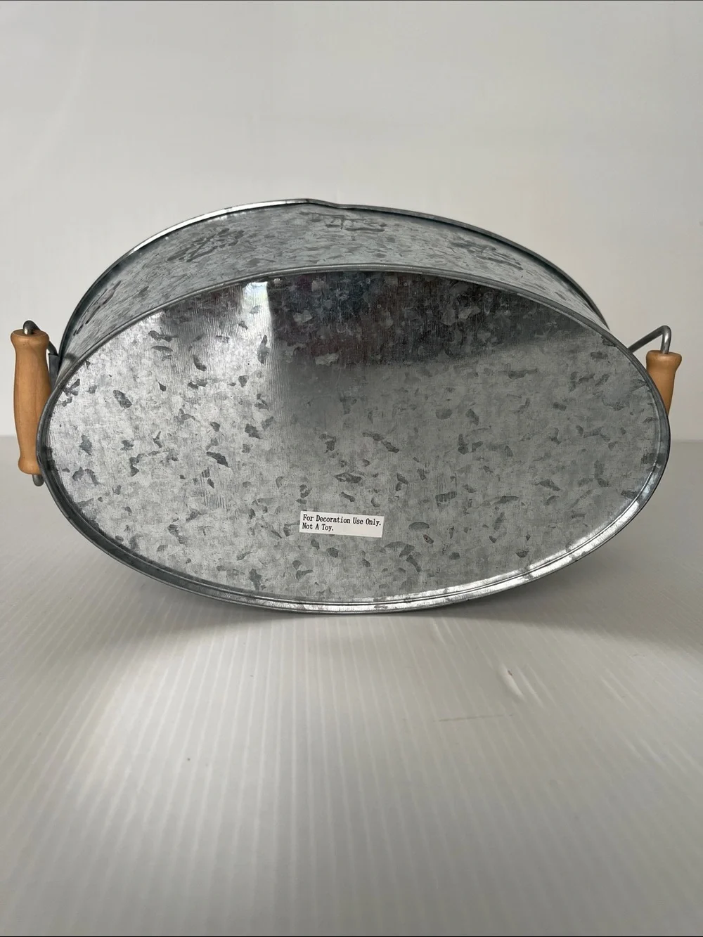 Tin Small Oval Tub with Wooden Handles